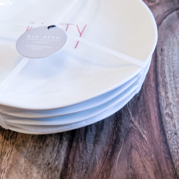 NWT Rae Dunn Set of 4 Party Melamine Plates - Picture 4 of 5